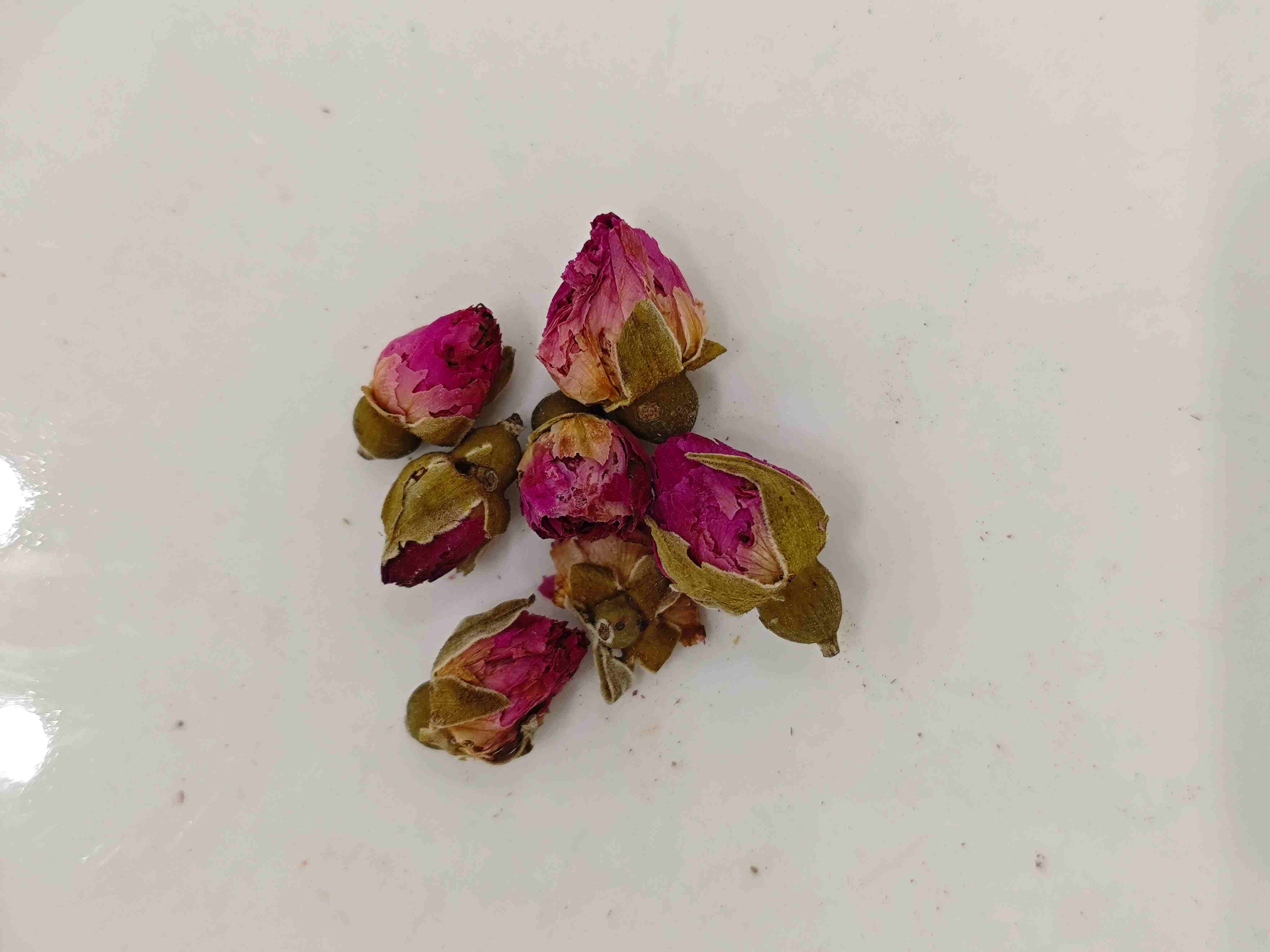 Bunga mawar (m&eacute;iguī huā)